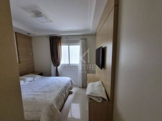 APARTAMENTO QUADRA MAR COM 03 SUÍTES A VENDA NA MEIA PRAIA