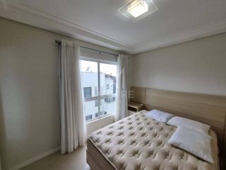 APARTAMENTO QUADRA MAR COM 03 SUÍTES A VENDA NA MEIA PRAIA