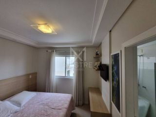 APARTAMENTO QUADRA MAR COM 03 SUÍTES A VENDA NA MEIA PRAIA