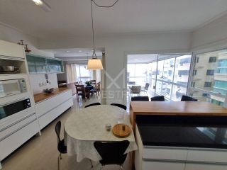 APARTAMENTO QUADRA MAR COM 03 SUÍTES A VENDA NA MEIA PRAIA