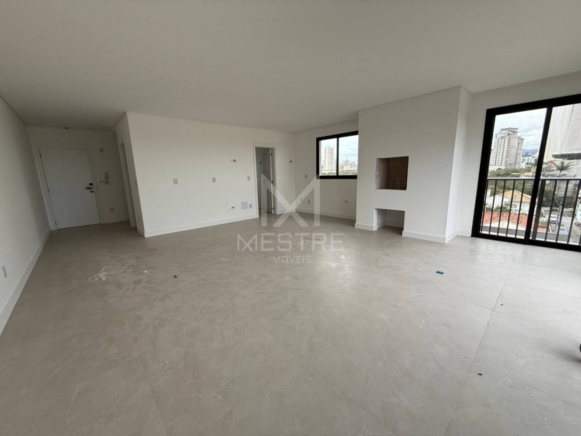 APARTAMENTO NOVO DE 03 SUÍTES, 02 VAGAS À 50M DA ORLA DE BALNEÁRIO PEREQUÊ SC. REF.: 193920