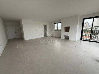APARTAMENTO NOVO DE 03 SUÍTES, 02 VAGAS À 50M DA ORLA DE BALNEÁRIO PEREQUÊ SC. REF.: 193920