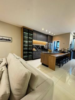 APARTAMENTO COM 02 SUÍTES TOTALMENTE MOBILIADO PARA À VENDA EM BAL. PEREQUÊ