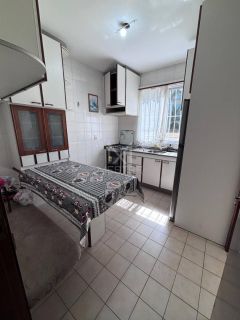 APARTAMENTO QUADRA MAR COM 3 DORMITÓRIOS MOBILIADO NA MEIA PRAIA - REF
