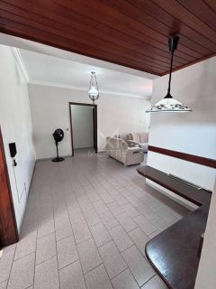 APARTAMENTO QUADRA MAR COM 3 DORMITÓRIOS MOBILIADO NA MEIA PRAIA - REF