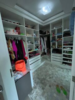 SOBRADO MOBILIADO COM 03 SUÍTES E JACUZZI A VENDA EM PORTO BELO