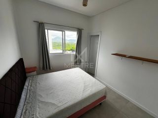 APARTAMENTO COM 03 SUÍTES SEMI MOBILIADO A VENDA NA MEIA PRAIA