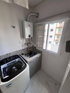 APARTAMENTO 3 SUÍTES MOBILIADO E CLIMATIZADO NA MEIA PRAIA NO - REF