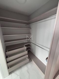APARTAMENTO 3 SUÍTES MOBILIADO E CLIMATIZADO NA MEIA PRAIA NO - REF