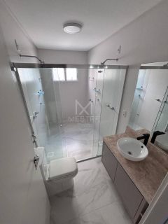APARTAMENTO 3 SUÍTES MOBILIADO E CLIMATIZADO NA MEIA PRAIA NO - REF
