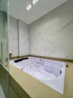 APARTAMENTO COM 03 SUÍTES NO CENTRO DE ITAPEMA