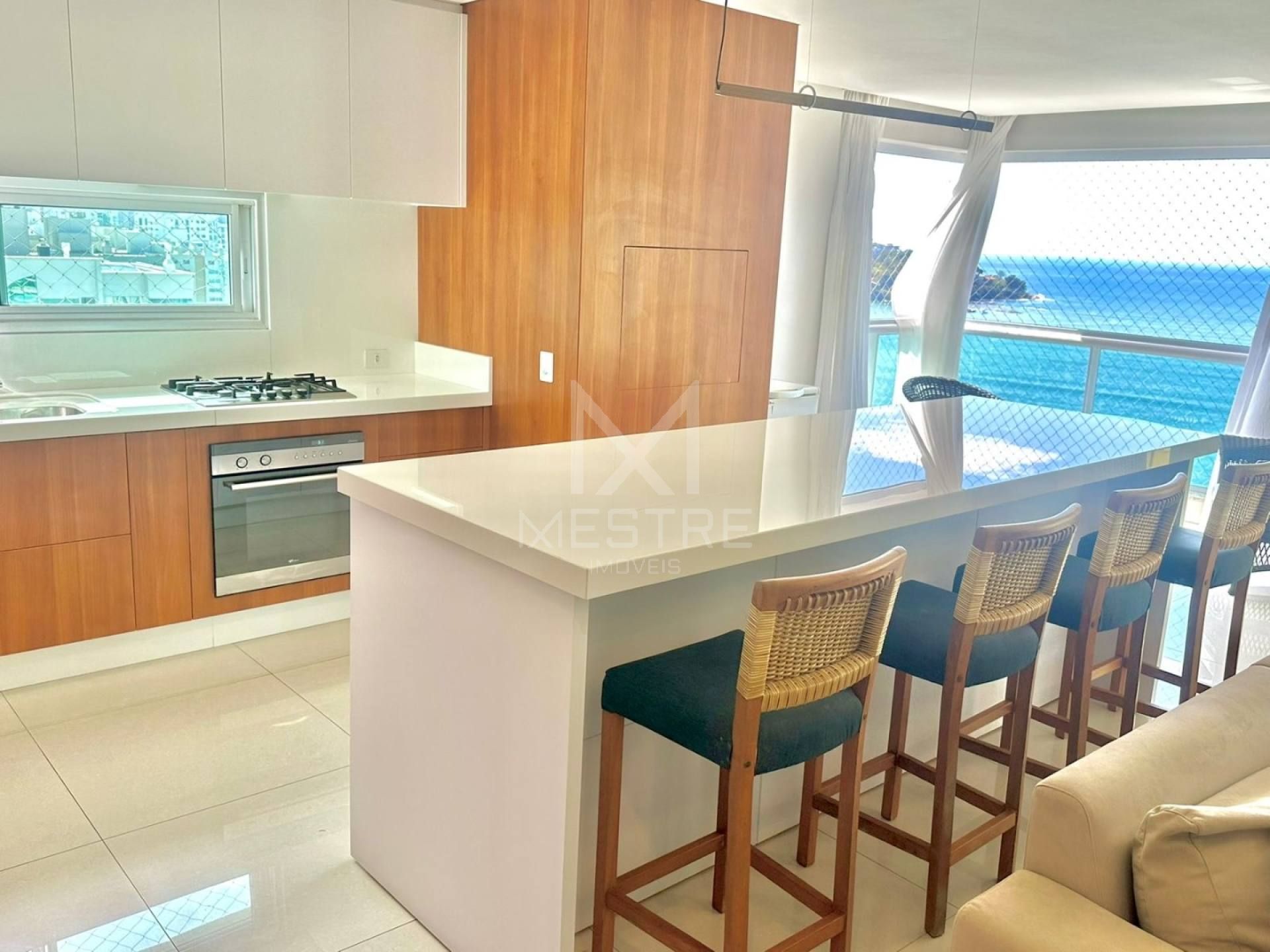 APARTAMENTO NO CENTRO DE ITAPEMA COM ÓTIMA LOCALIZAÇÃO