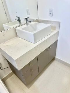 APARTAMENTO NO CENTRO DE ITAPEMA COM ÓTIMA LOCALIZAÇÃO