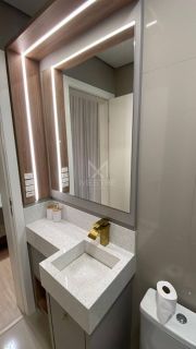 APARTAMENTO COM 03 SUÍTES NO CENTRO DE ITAPEMA