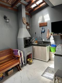 SOBRADO COM 02 SUÍTES EM ITAPEMA