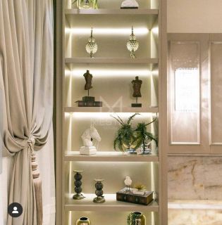 APARTAMENTO DE ALTO PADRÃO FINAMENTE MOBILIADO VISTA MAR À VENDA NA MEIA PRAIA