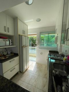 APARTAMENTO COM 03 DORMITÓRIOS À VENDA EM BOMBINHAS