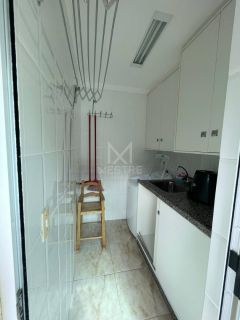 APARTAMENTO COM 03 DORMITÓRIOS À VENDA EM BOMBINHAS