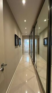 APARTAMENTO COM 03 SUÍTES QUADRA MAR À VENDA NA MEIA PRAIA