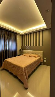 APARTAMENTO COM 03 SUÍTES QUADRA MAR À VENDA NA MEIA PRAIA