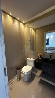 APARTAMENTO COM 03 SUÍTES QUADRA MAR À VENDA NA MEIA PRAIA