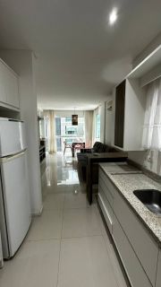 APARTAMENTO COM 02 DORM. MOBILIADO À VENDA NA MEIA PRAIA