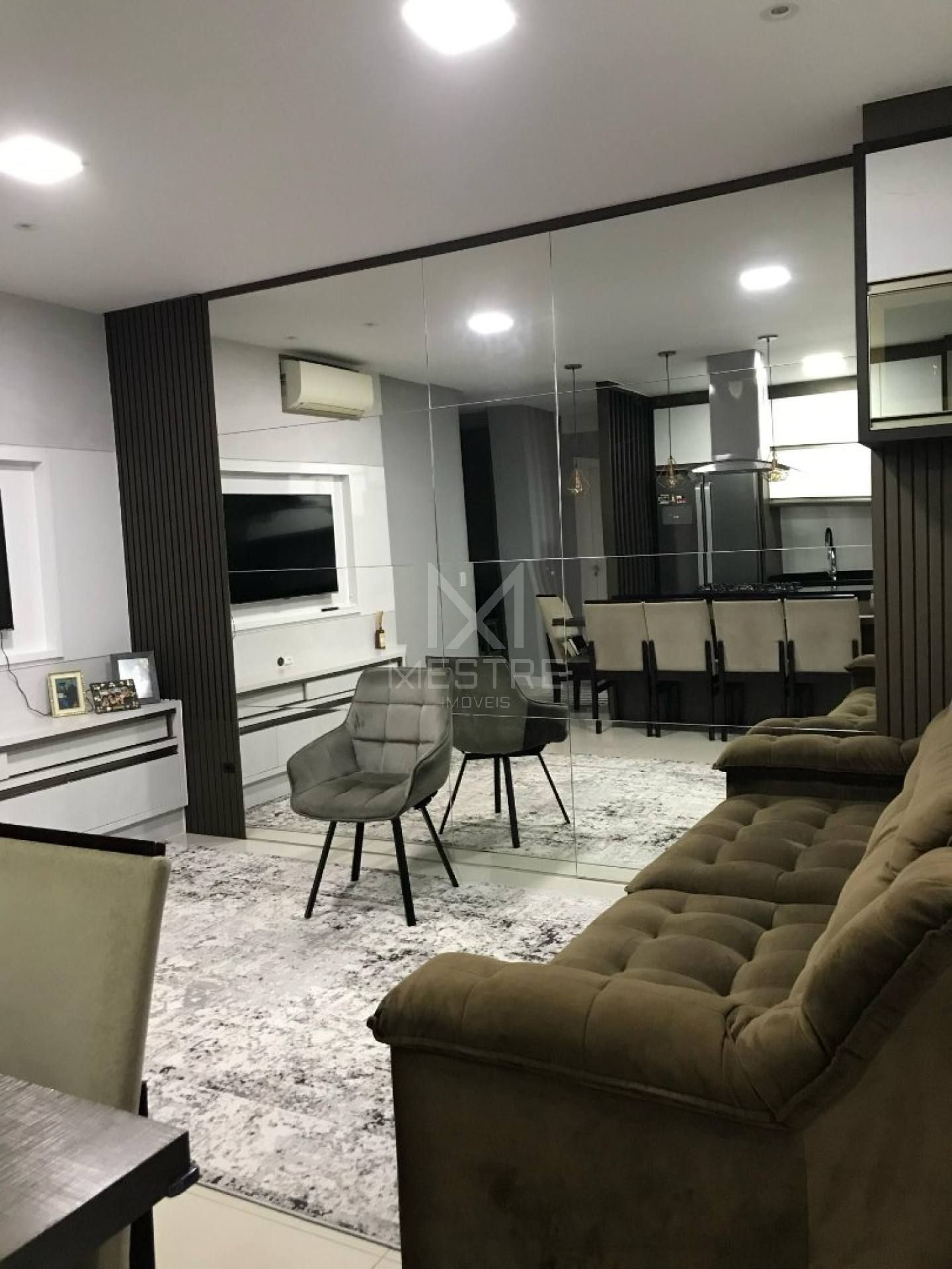 APARTAMENTO MOBILIADO COM 02 SUÍTES À VENDA NO PEREQUÊ