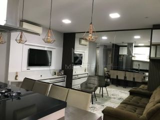 APARTAMENTO MOBILIADO COM 02 SUÍTES À VENDA NO PEREQUÊ