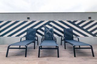 APARTAMENTO MOBILIADO COM 02 SUÍTES NO PEREQUÊ