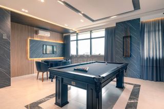 APARTAMENTO MOBILIADO COM 02 SUÍTES NO PEREQUÊ