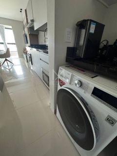 APARTAMENTO MOBILIADO COM 02 SUÍTES NO PEREQUÊ