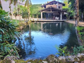 SÍTIO EM ITAPEMA COM ÁREA DE LAZER COMPLETA