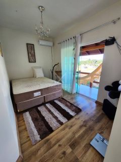 SÍTIO EM ITAPEMA COM ÁREA DE LAZER COMPLETA