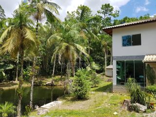 SÍTIO EM ITAPEMA COM ÁREA DE LAZER COMPLETA