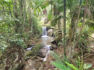 SÍTIO EM ITAPEMA COM ÁREA DE LAZER COMPLETA