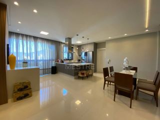 APARTAMENTO COM 03 SUÍTES EM PORTO BELO COM ÓTIMA LOCALIZAÇÃO