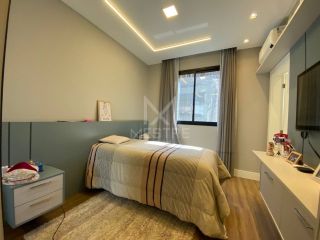 APARTAMENTO COM 03 SUÍTES EM PORTO BELO COM ÓTIMA LOCALIZAÇÃO