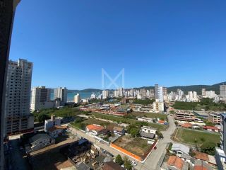 APARTAMENTO COM 03 SUÍTES EM PORTO BELO COM ÓTIMA LOCALIZAÇÃO