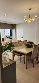 APARTAMENTO COM 03 SUÍTES TOTALMENTE MOBILIADO À VENDA NA MEIA PRAIA