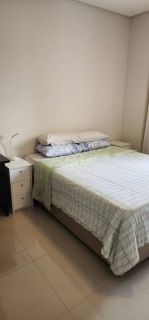 APARTAMENTO COM 03 SUÍTES TOTALMENTE MOBILIADO À VENDA NA MEIA PRAIA