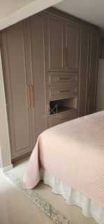 APARTAMENTO COM 03 SUÍTES TOTALMENTE MOBILIADO À VENDA NA MEIA PRAIA