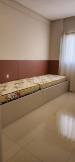 APARTAMENTO COM 03 SUÍTES TOTALMENTE MOBILIADO À VENDA NA MEIA PRAIA