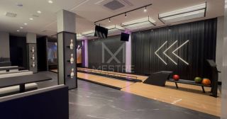 APARTAMENTO COM 04 SUÍTES À VENDA NO CORAÇÃO DA MEIA PRAIA