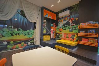 APARTAMENTO À VENDA COM 03 SUÍTES NA MEIA PRAIA