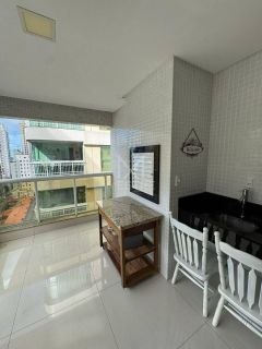 APARTAMENTO À VENDA COM 03 SUÍTES NA MEIA PRAIA