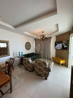 APARTAMENTO À VENDA COM 03 SUÍTES NA MEIA PRAIA