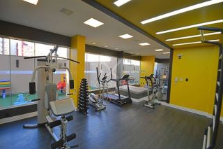 APARTAMENTO À VENDA COM 03 SUÍTES NA MEIA PRAIA