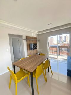 APARTAMENTO COM 02 DORMITÓRIOS À VENDA