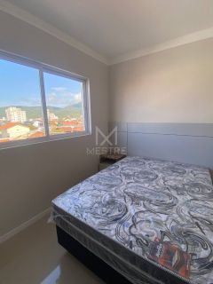 APARTAMENTO COM 02 DORMITÓRIOS À VENDA