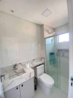 APARTAMENTO COM 02 DORMITÓRIOS À VENDA